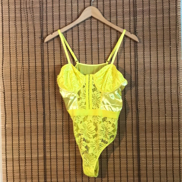 Yellow Lacy Bodysuit - Picture 1 of 3